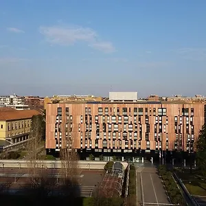 دريمز ريزيدنسا جامبارا ** ميلان