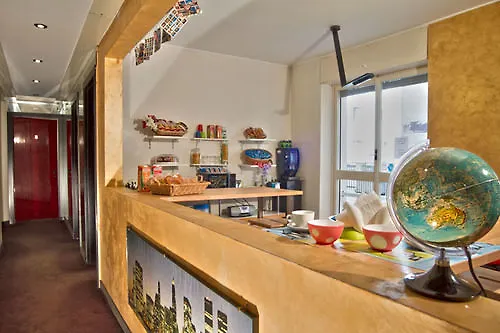 I Am Here - Gioia66 Milan Guest house